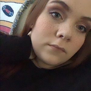 Meet your Posher, Katrina